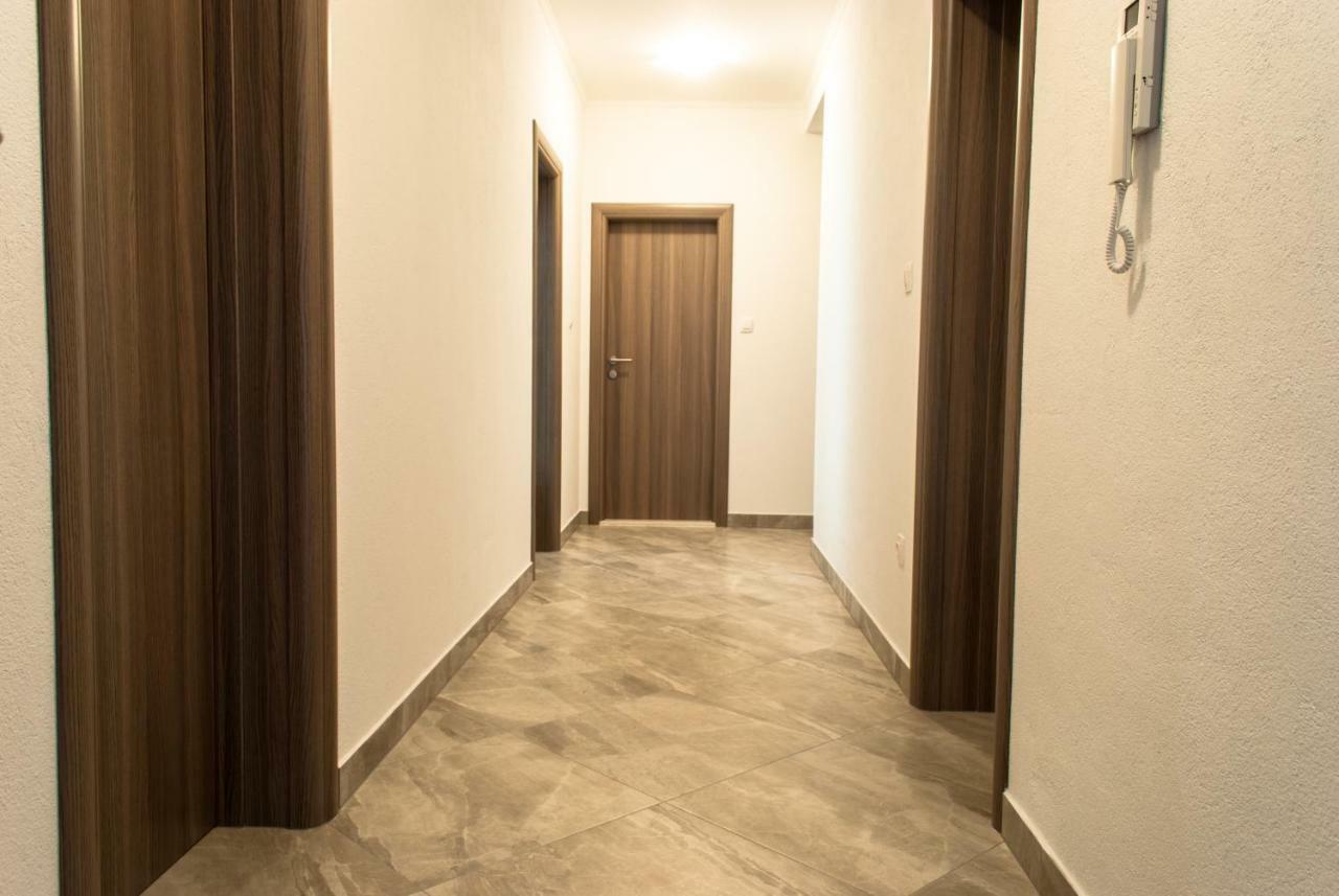 Iva Apartment Kastela Exterior photo
