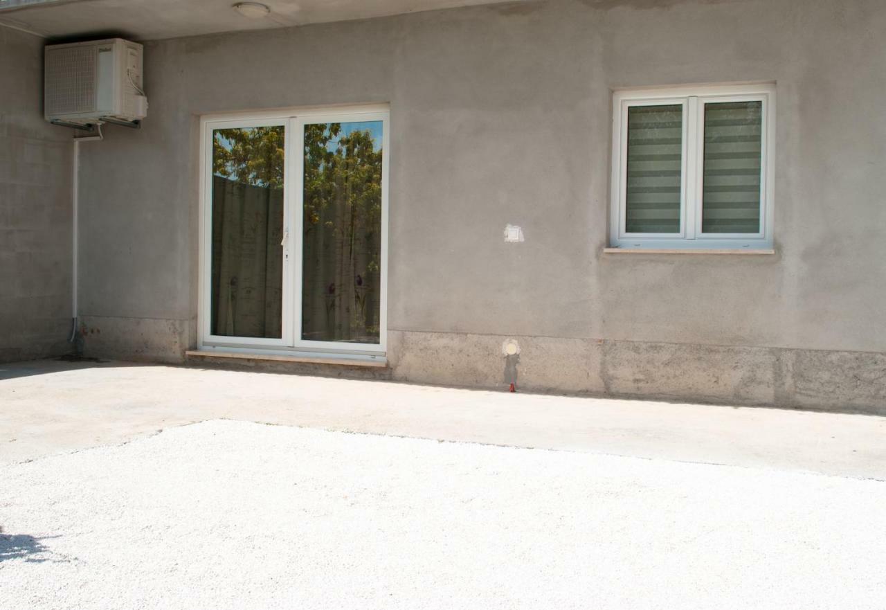 Iva Apartment Kastela Exterior photo